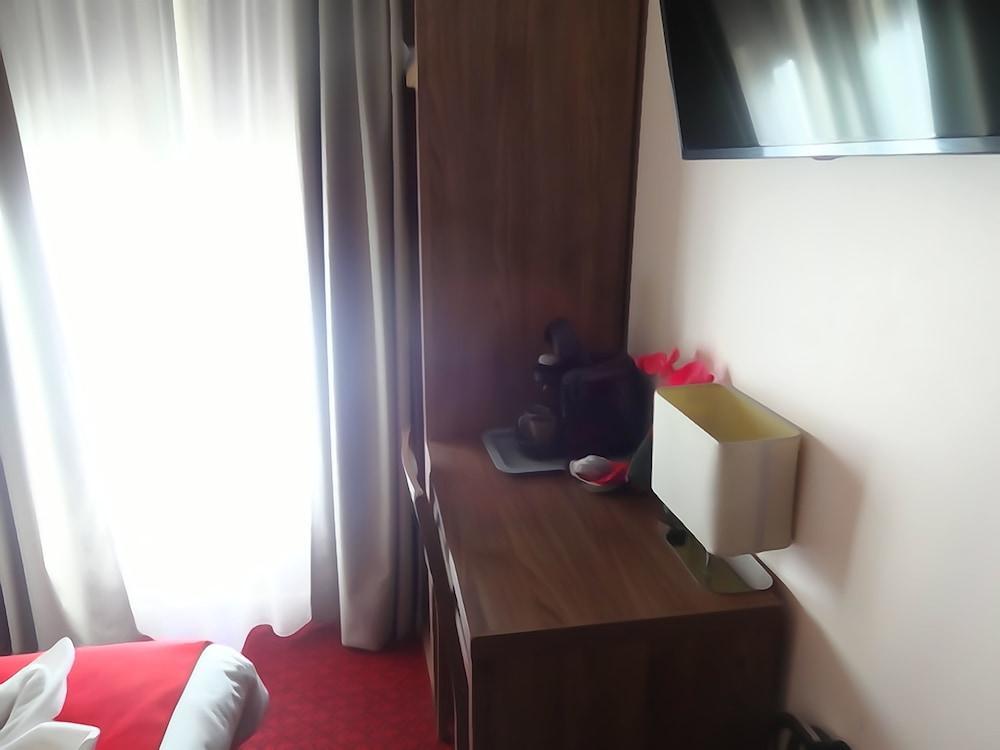 Hotel La Perle Montparnasse Παρίσι Εξωτερικό φωτογραφία